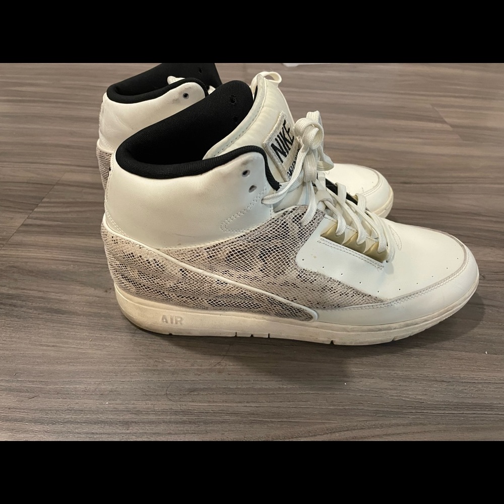 Nike Air Python Sail